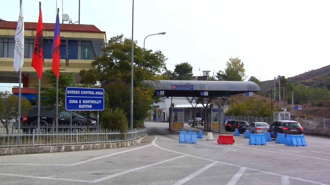 Bllokohet Kakavija, protestat e fermerëve grekë priten të zgjasin deri më 5 dhjetor